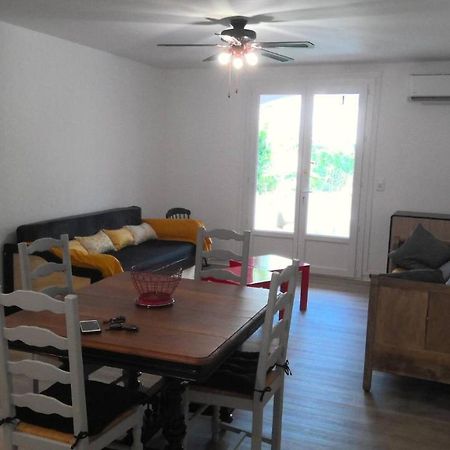 Refurbished Apartment 4 People 300M From The Sea Saintes-Maries-de-la-Mer Exterior photo