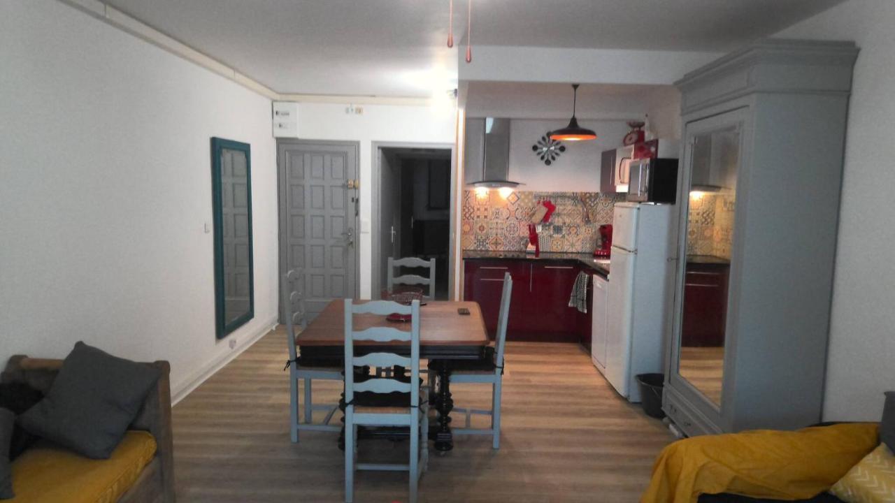 Refurbished Apartment 4 People 300M From The Sea Saintes-Maries-de-la-Mer Exterior photo